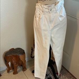 Elegant White Straight Leg Jeans